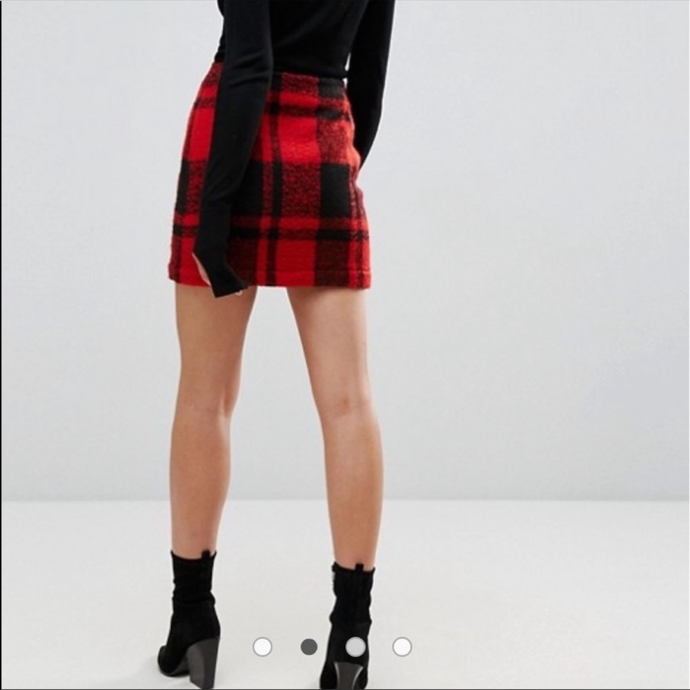 ASOS Buffalo Plaid Check zippier detail skirt - Picture 3 of 7